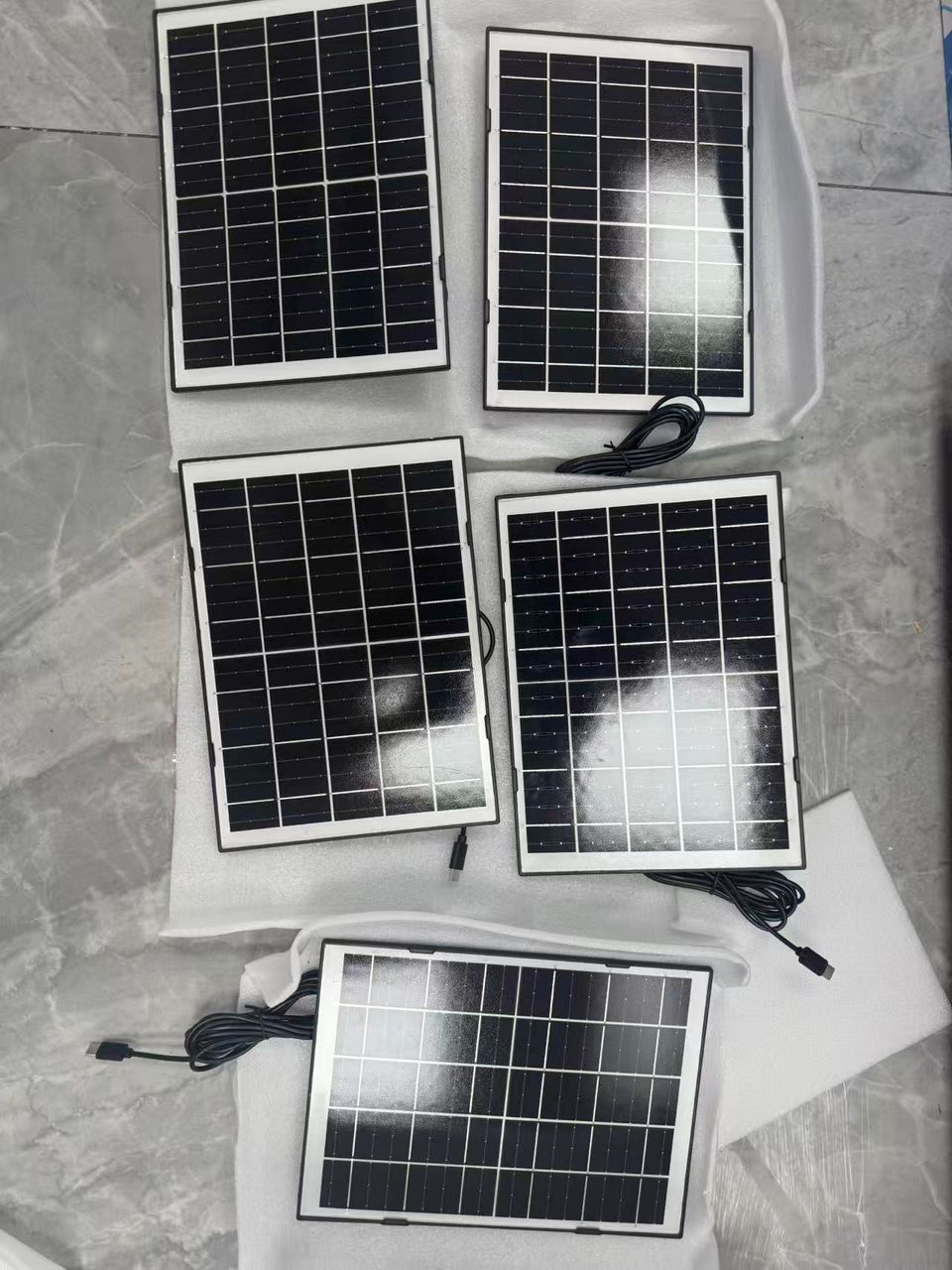 V380 Smart Net Camera – 4G Triple-Lens Solar