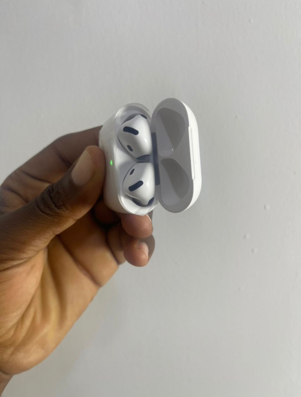 YESIDO TWS32 ANC WIRELESS EARBUDS – HEAVY BASS, BT 5.4, WIRELESS CHARGING